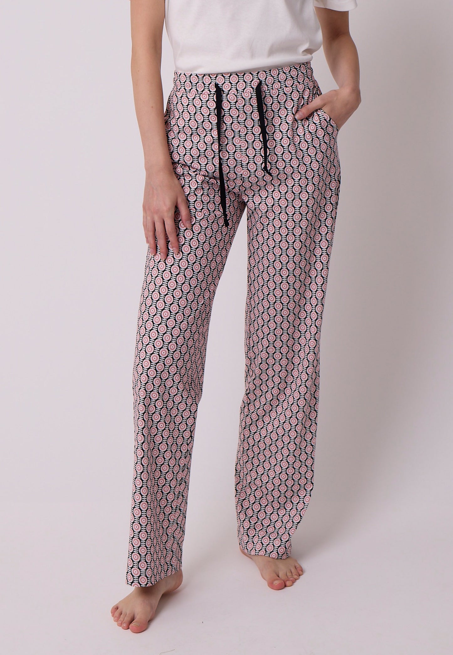 Pyjamahose, Modell Juna