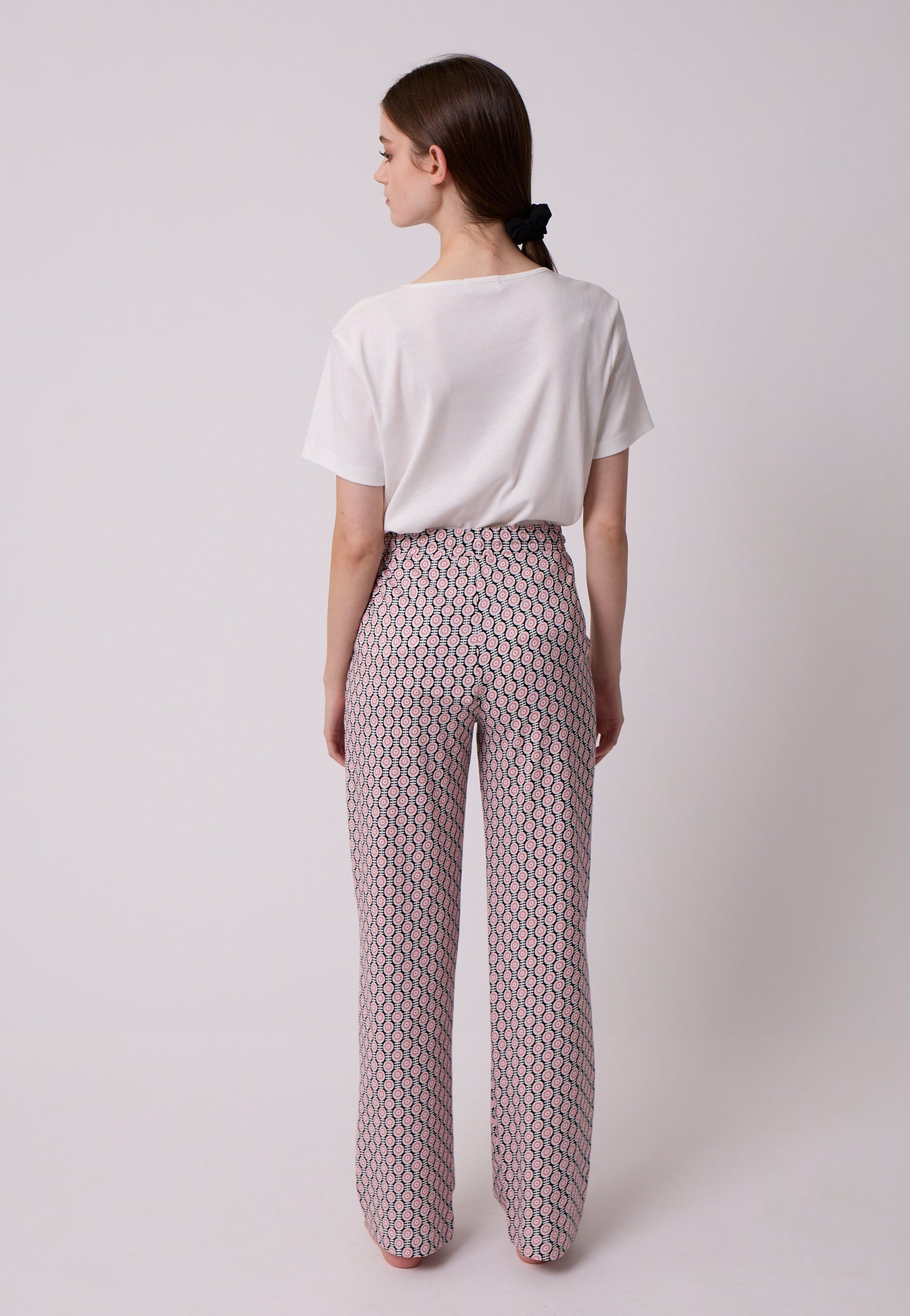 Pyjamahose, Modell Juna
