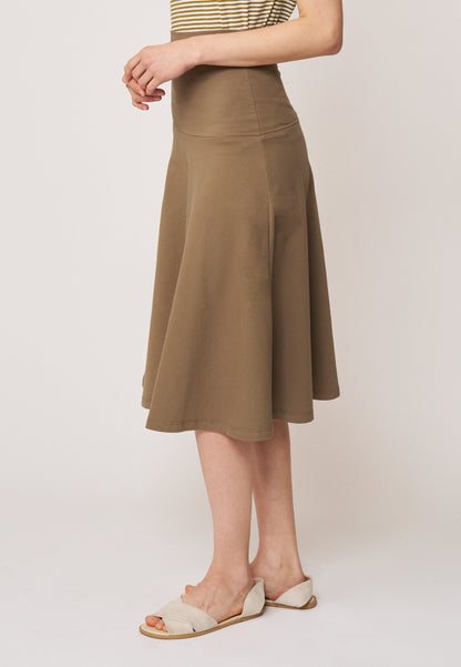 Rock, Modell Doreen in warmem Braun mit ausgestellter Silhouette und hohem Bund für einen femininen und legeren Look