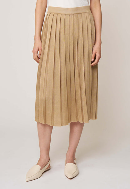 Rock, Modell Dajana in hellem Beige mit feinen Falten und mittellanger Länge für einen eleganten und zeitlosen Look