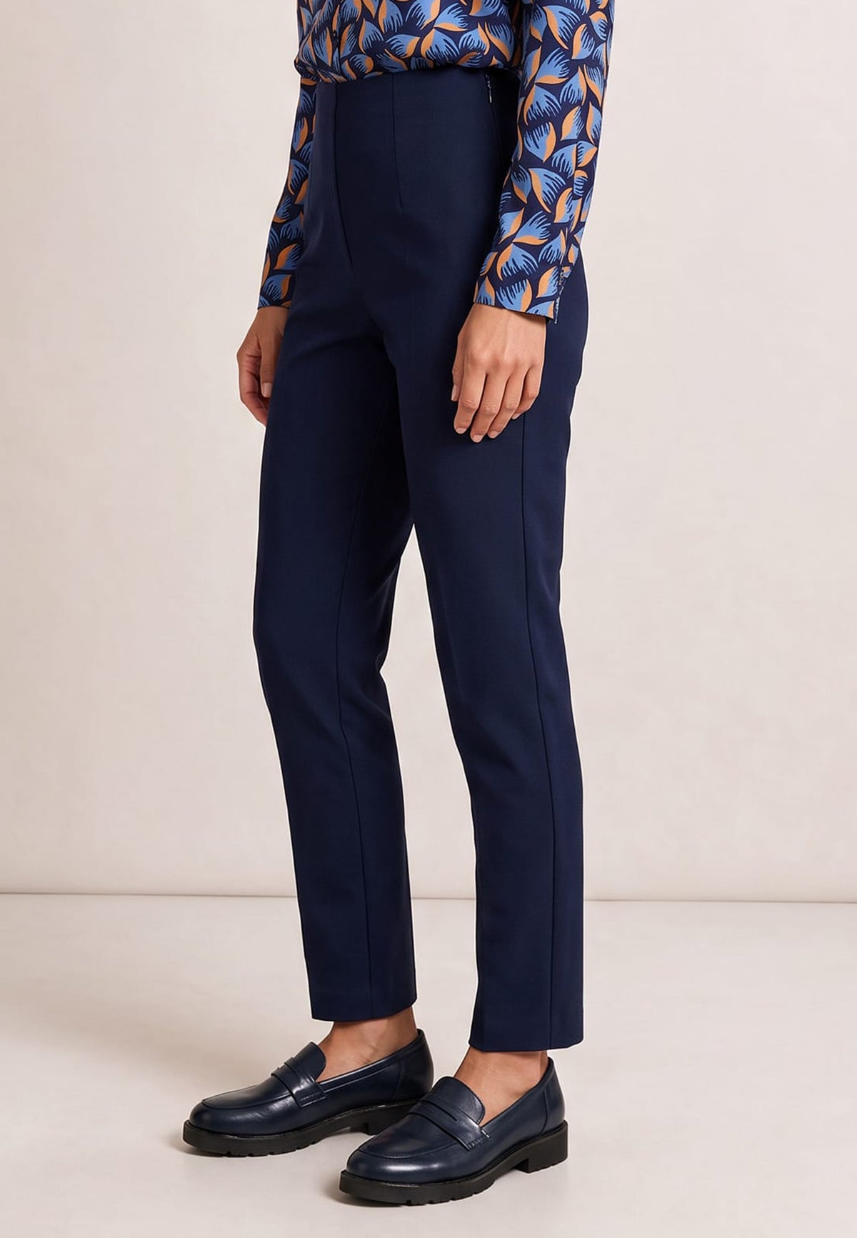 Hose, Modell Nola