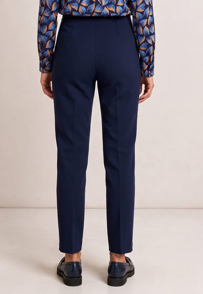 Hose, Modell Nola