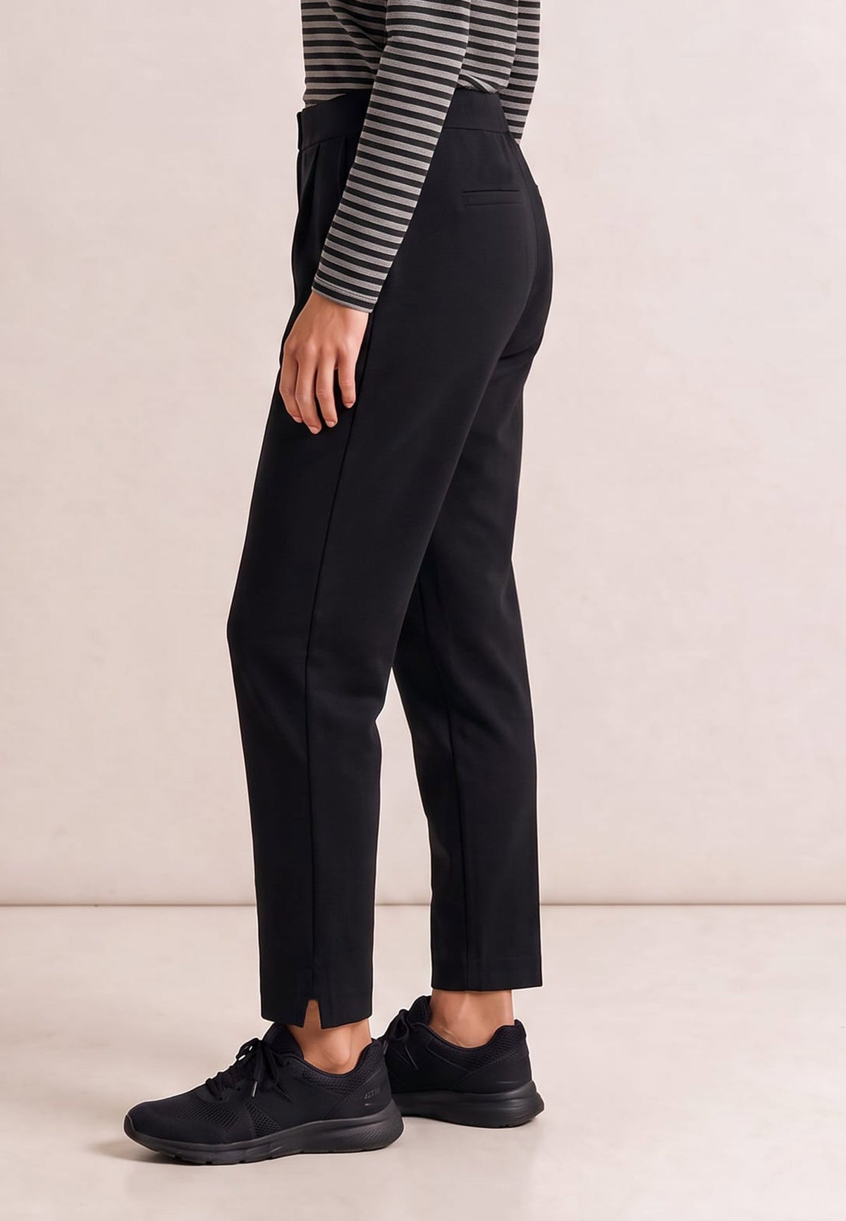 Hose, Modell Regina
